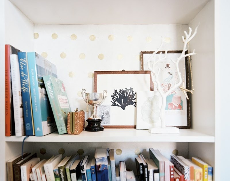 Decorator in a Box Dress Your Shelves!